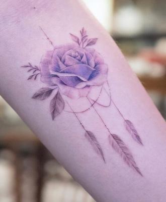 Łapacz snów kwiat tatuaż