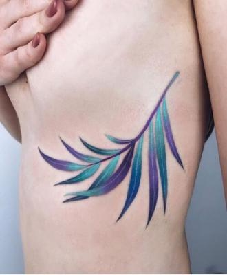 Tatuaż kolor liść