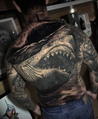 Tatuaż rekin