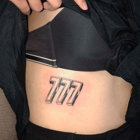 Tatuaż 777